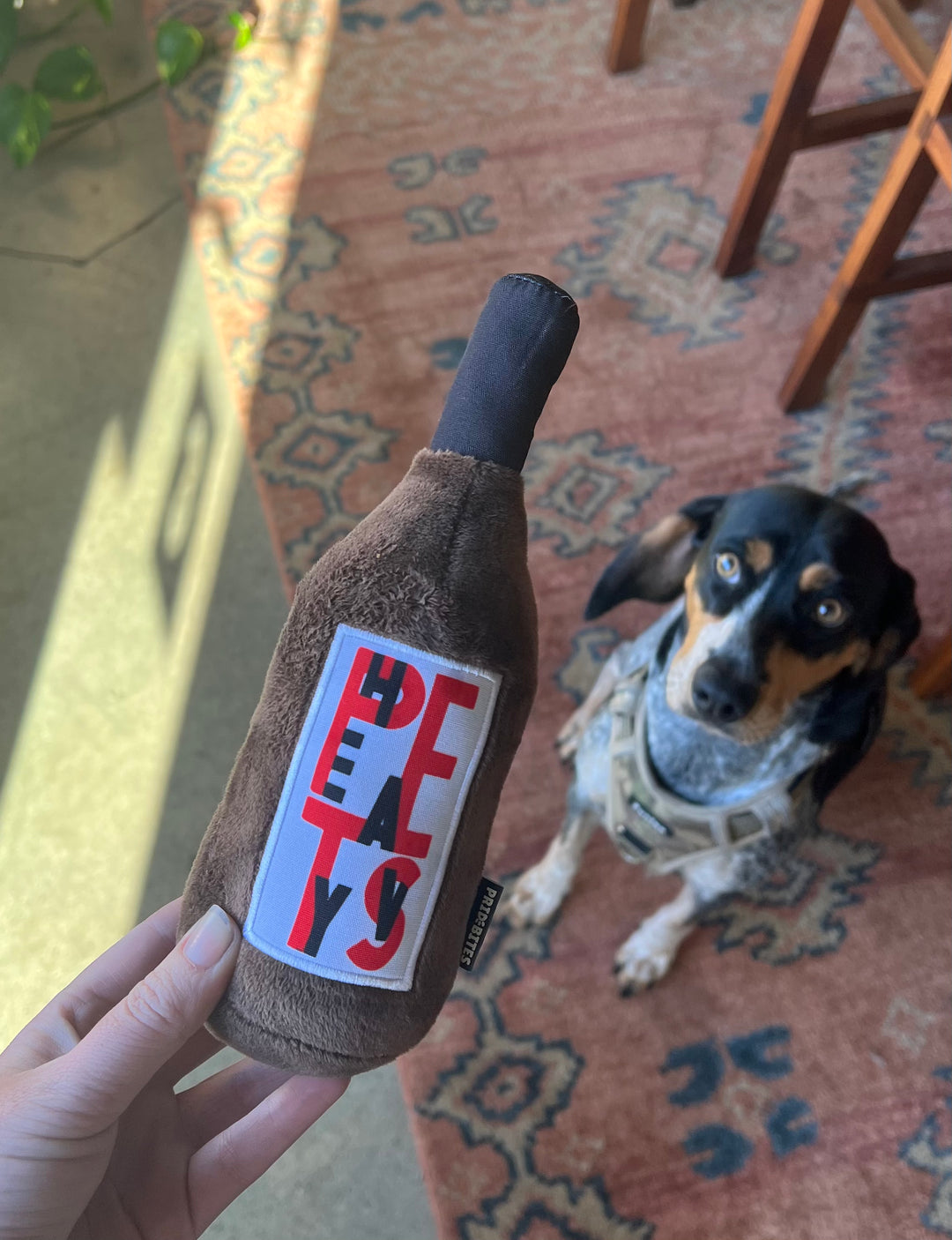 Muni Dog Heavy Pets Wine